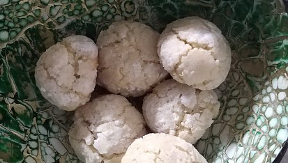 Citronové crinkles s bílým kabátkem