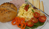 Vajíčkový salát s rukolou (vajíčkový salát)
