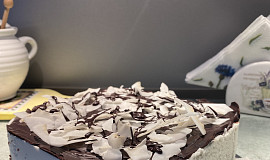 Kokosový Bounty dort