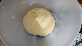 Smetanové koláčky plněné ořechy