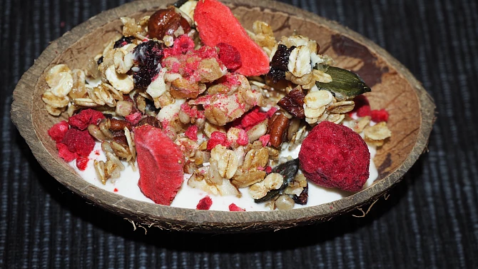 Granola s bílou čokoládou