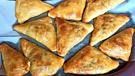 Pirožky plněné mletým masem