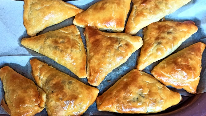 Pirožky plněné mletým masem