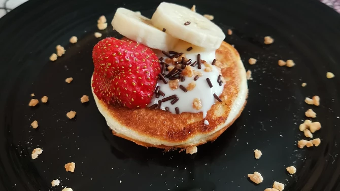 Proteinové lívanečky s ořechy (bez mouky a cukru)