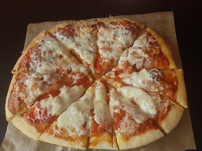 Jednoduchá pizza se zeleninou, Jednoduchá Pizza