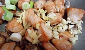 Hoisin kuřecí s udon nudlemi
