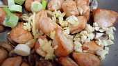Hoisin kuřecí s udon nudlemi