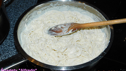 Špagety "Alfredo"