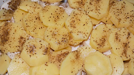 Zapečené kuřecí maso se žampiony