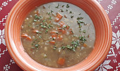 Lušteninová vegetariánská polévka (Luštěninová polévka)