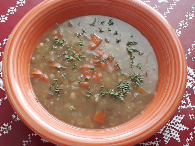 Lušteninová vegetariánská polévka, Luštěninová polévka
