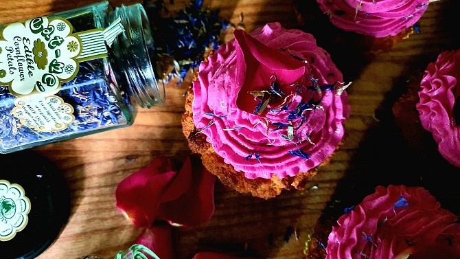Jarní barevný low carb cupcake, Hotové cupcakes 