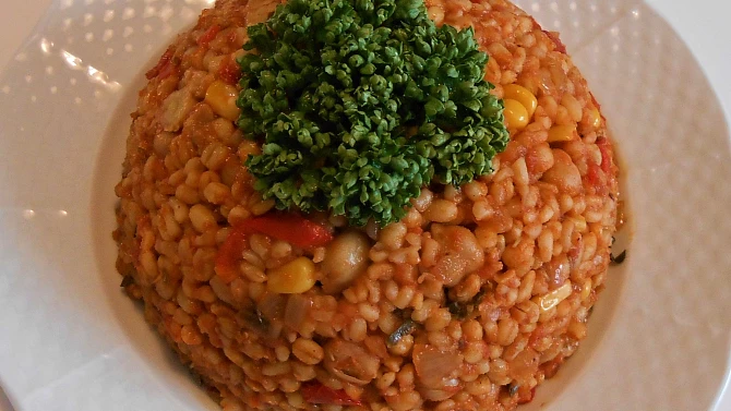 Bulgurový bezmasý pilaf  (Dělená strava podle LK - Kytičky + zelenina)