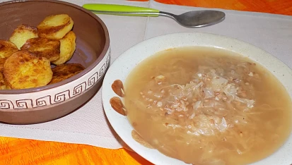 Polévka z kyselého zelí