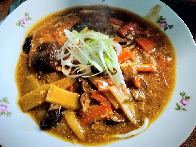 Orientální pekingská polévka