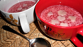 Kokosový taro dezert s tapiokovými perlami  (Dělená strava podle LK - Kytičky)