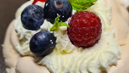 Mini Pavlova se šlehačkou