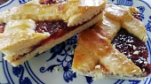 Křehký mřížkový koláč