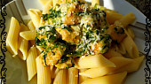 Tagliatelle se špenátem a kuřecím masem