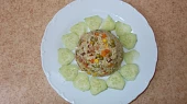 Bulgur se zeleninou a šunkou nebo salámem