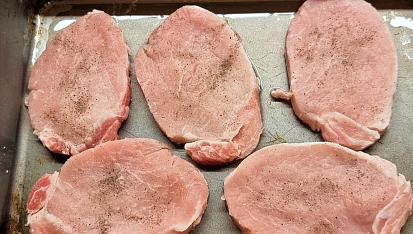Vepřová pečeně se smetanovým kedlubnovým zelím