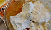 Tvarůžková pomazánka s medvědím česnekem