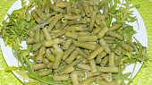 Zelené fazolky s lískovými ořechy