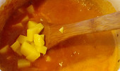Debrecínská polévka s fazolemi