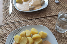 Lze uvařit i s plátkem masa a rozmixovanou omáčkou :)