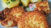Šťavnaté kuřecí maso v sýrovém těstíčku