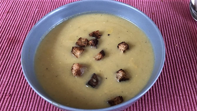 Jednoduchá krémová brokolicová polévka podle Eduarda