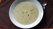 Polévka kudlanka houbová