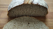 Pšenično-žitný chléb s omládkem
