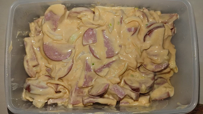 Buřty v remuládě