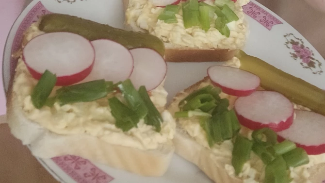 Vajíčková pomazánka ze tří ingrediencí
