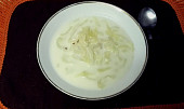 Polévka kudlanka zelná bílá