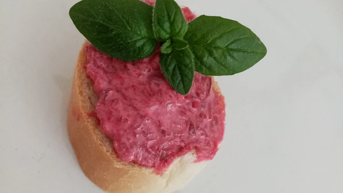 Řepová pomazánka se zázvorem