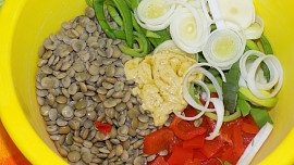 Kuřecí steak s čočkovým salátem