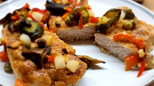 Obrácené řízky se zeleninovou směsí