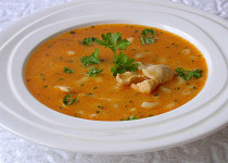 Kuřecí polévka s paprikou