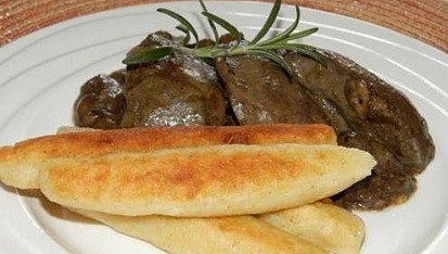 Husí játra na slanině s bramborovými šiškami, Husí játra na slanině s bramborovými šiškami