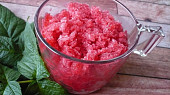 Malinová granita