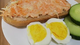 Mrkvová pomazánka s vejcem