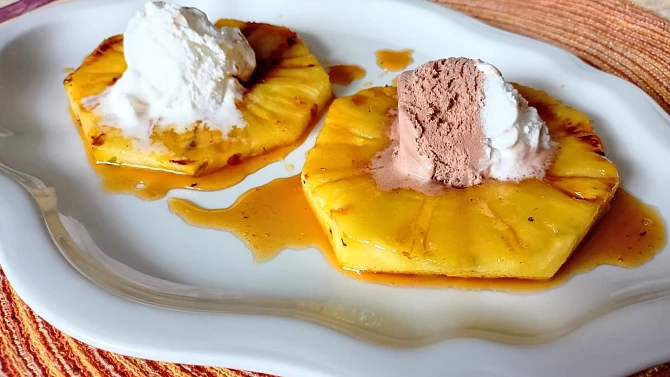 Grilovaný ananas se zmrzlinou, Grilovaný ananas se zmrzlinou