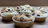 Recept na rychlé muffiny s kousky čokolády (Povedené muffinky)