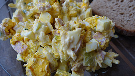 Vajíčkový salát se šunkou a jogurtem