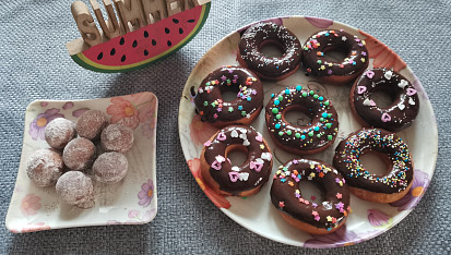 Donuty (americké koblihy)