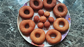 Donuty (americké koblihy)