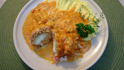 Zapečené rolky z mletého masa s mozzarellou