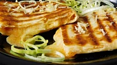 Grilovaná tortilla se sýrem